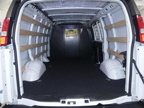 2023 GMC Savana 2500 Work Van