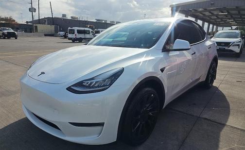 2022 Tesla Model Y Long Range Dual Motor All-Wheel Drive