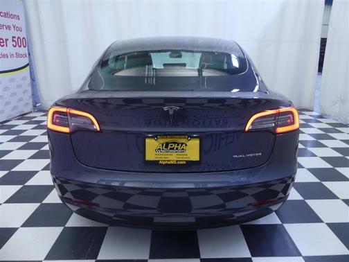 Gray 2019 Tesla Model 3 Long Range