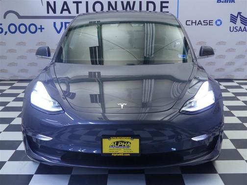 Gray 2019 Tesla Model 3 Long Range