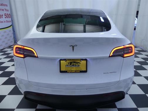 Pearl White Multi-Coat 2023 Tesla Model Y Long Range Dual Motor All-Wheel Drive