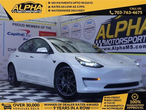 Pearl White Multi-Coat 2023 Tesla Model 3 Standard Range