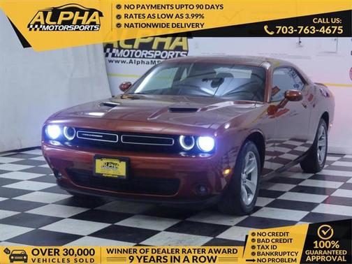 2021 Dodge Challenger SXT