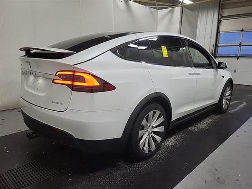 2019 Tesla Model X Performance