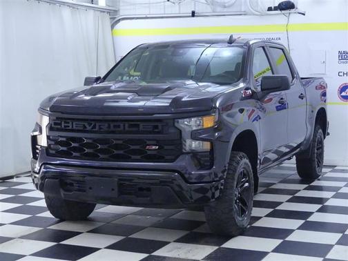2022 Chevrolet Silverado 1500 Custom Trail Boss