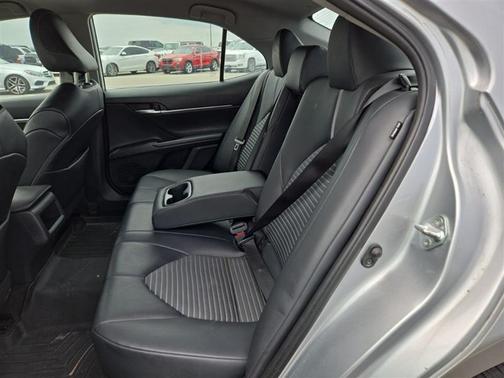 Celestial Silver Metallic 2023 Toyota Camry SE