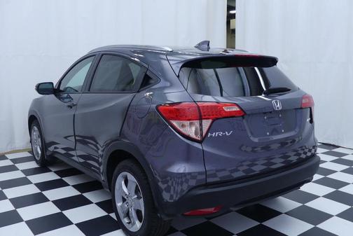 Photo 4 of 48 of 2017 Honda HR-V EX-L w/Navigation