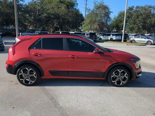 2023 Kia Niro Touring