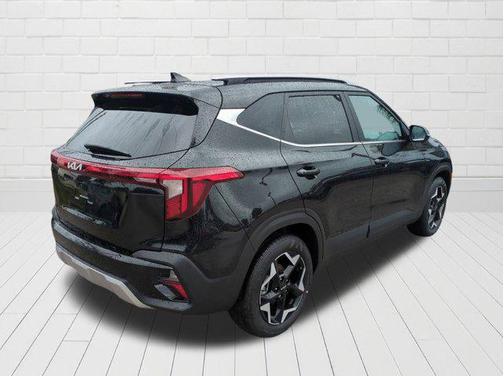 2025 Kia Seltos EX