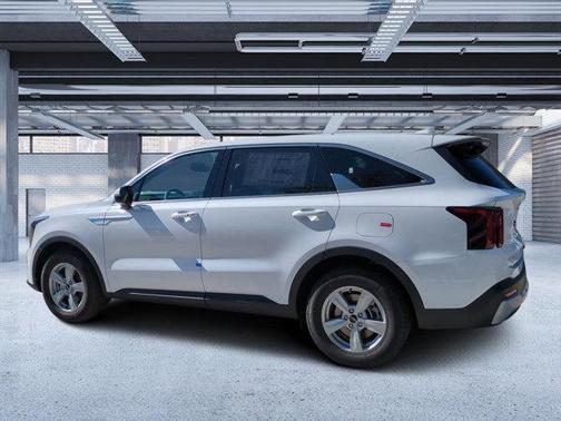 2025 Kia Sorento LX