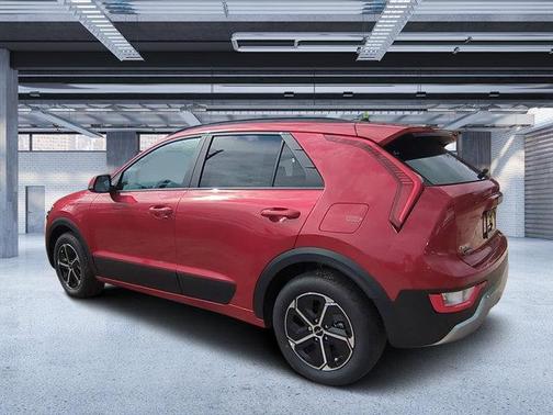 2025 Kia Niro EX