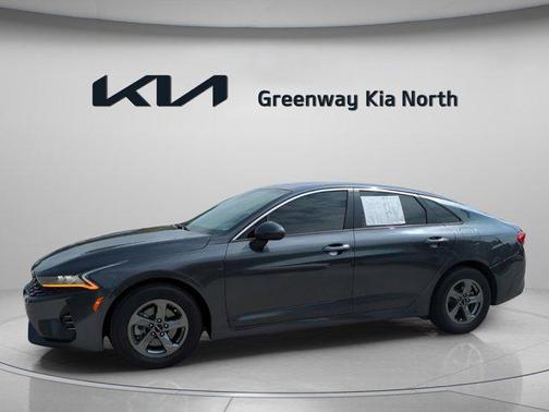 2022 Kia K5 LXS