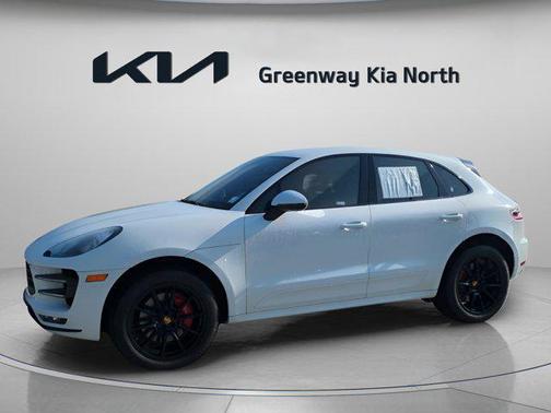 2017 Porsche Macan Turbo