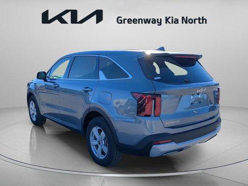 2025 Kia Sorento LX