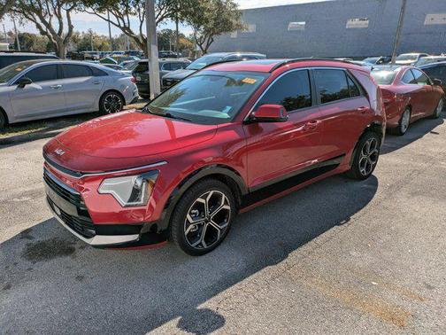 2023 Kia Niro Touring