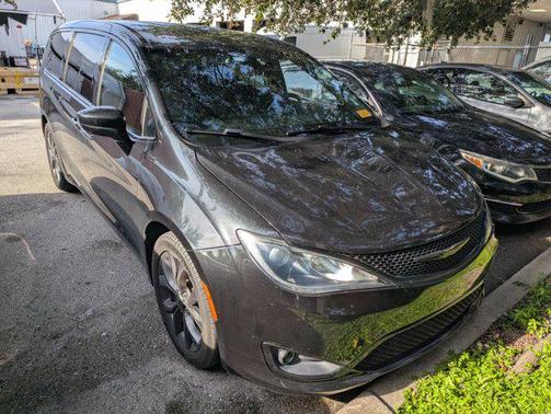 2018 Chrysler Pacifica Touring Plus