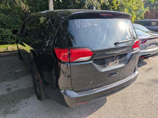 2018 Chrysler Pacifica Touring Plus