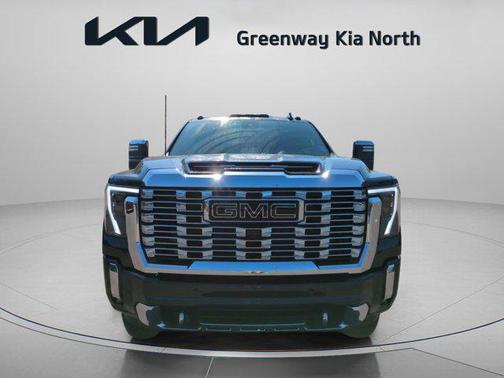 2024 GMC Sierra 2500 Denali
