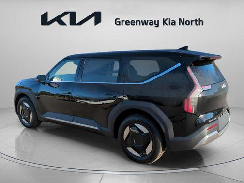 2026 Kia EV9 Light Long Range