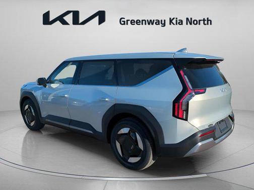 2026 Kia EV9 Light Short Range