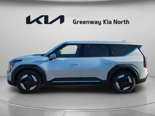 2026 Kia EV9 Light Short Range