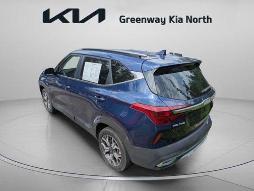 2022 Kia Seltos EX