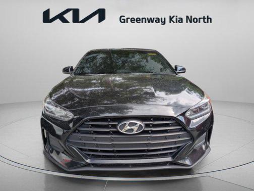 2020 Hyundai Veloster 2