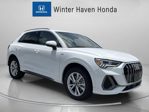 2024 Audi Q3 Premium 45 TFSI S line quattro Tiptronic