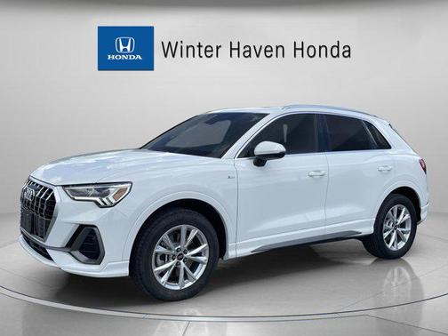2024 Audi Q3 Premium 45 TFSI S line quattro Tiptronic