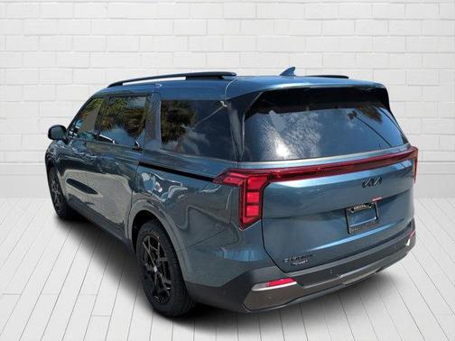 2025 Kia Carnival Hybrid SX