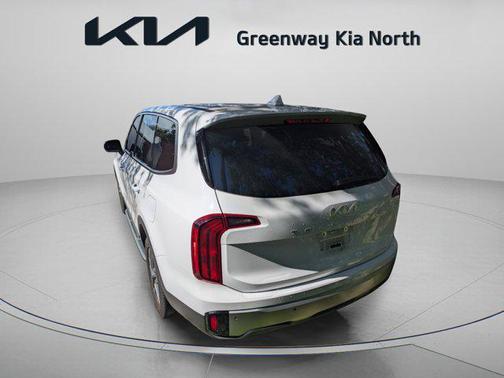 2023 Kia Telluride LX