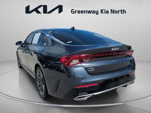 2022 Kia K5 EX