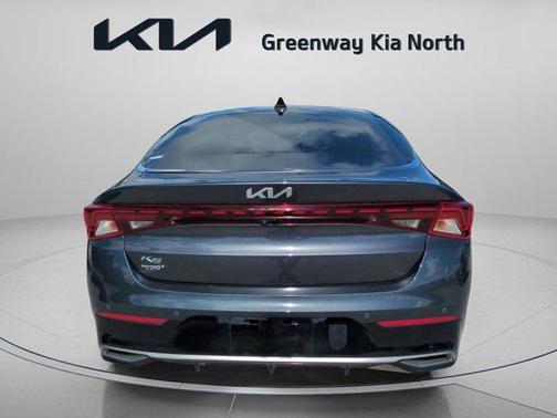 2022 Kia K5 EX
