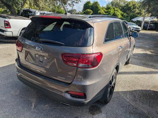 2019 Kia Sorento S