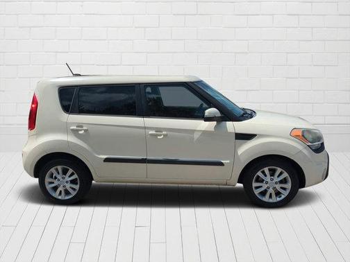 2013 Kia Soul +