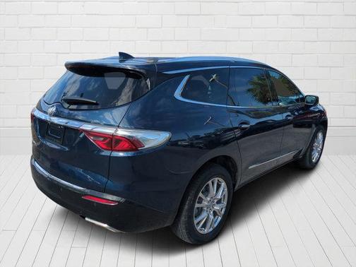 2023 Buick Enclave Essence AWD