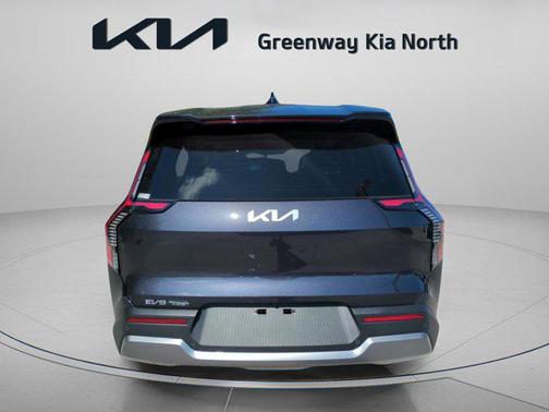 2026 Kia EV9 Light Short Range