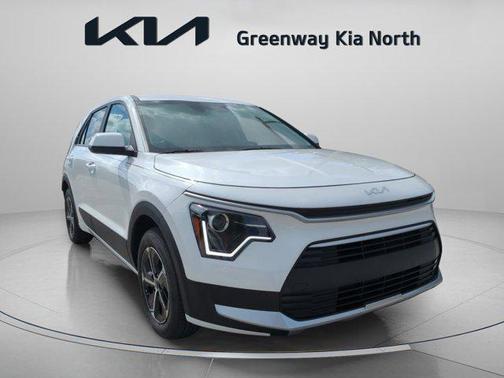 2025 Kia Niro LX