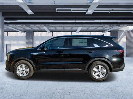 2025 Kia Sorento LX