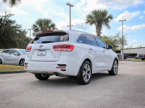 2017 Kia Sorento SX