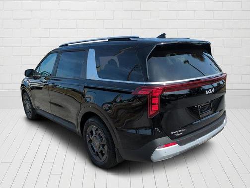 2025 Kia Carnival Hybrid EX