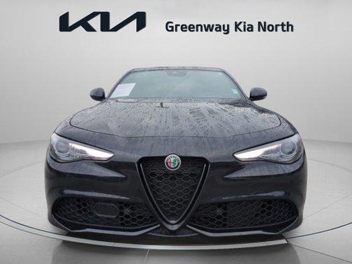 2023 Alfa Romeo Giulia Veloce RWD