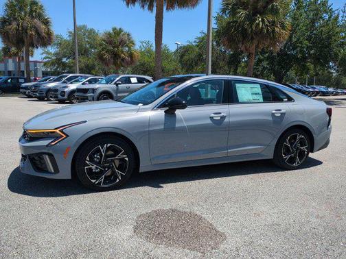 2025 Kia K5 GT-Line