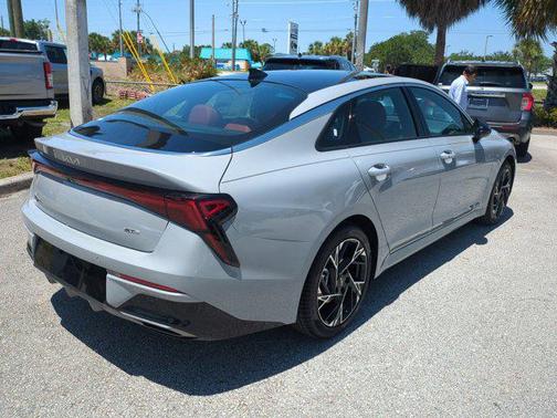 2025 Kia K5 GT-Line
