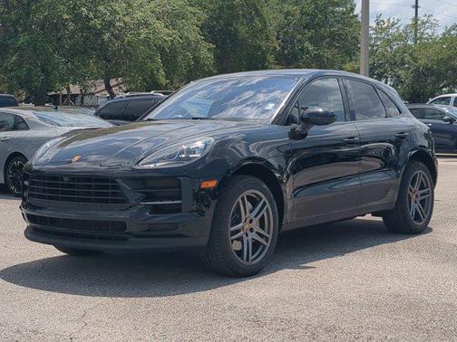 2021 Porsche Macan Base
