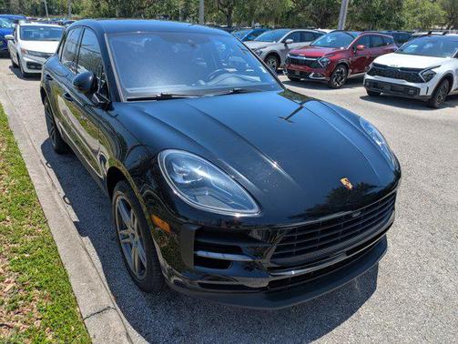 2021 Porsche Macan Base