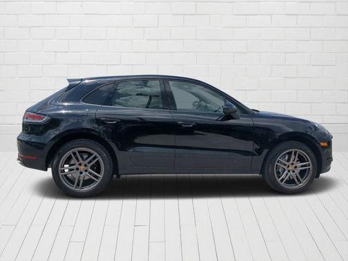 2021 Porsche Macan Base