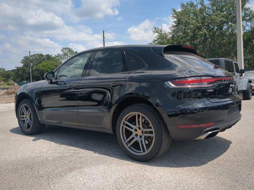 2021 Porsche Macan Base