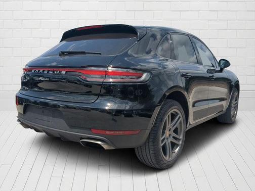 2021 Porsche Macan Base