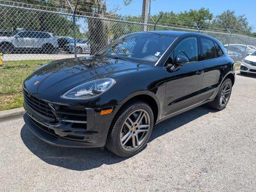 2021 Porsche Macan Base